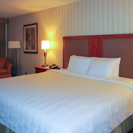 Radisson Hotel Lenexa Overland Park Exterior foto