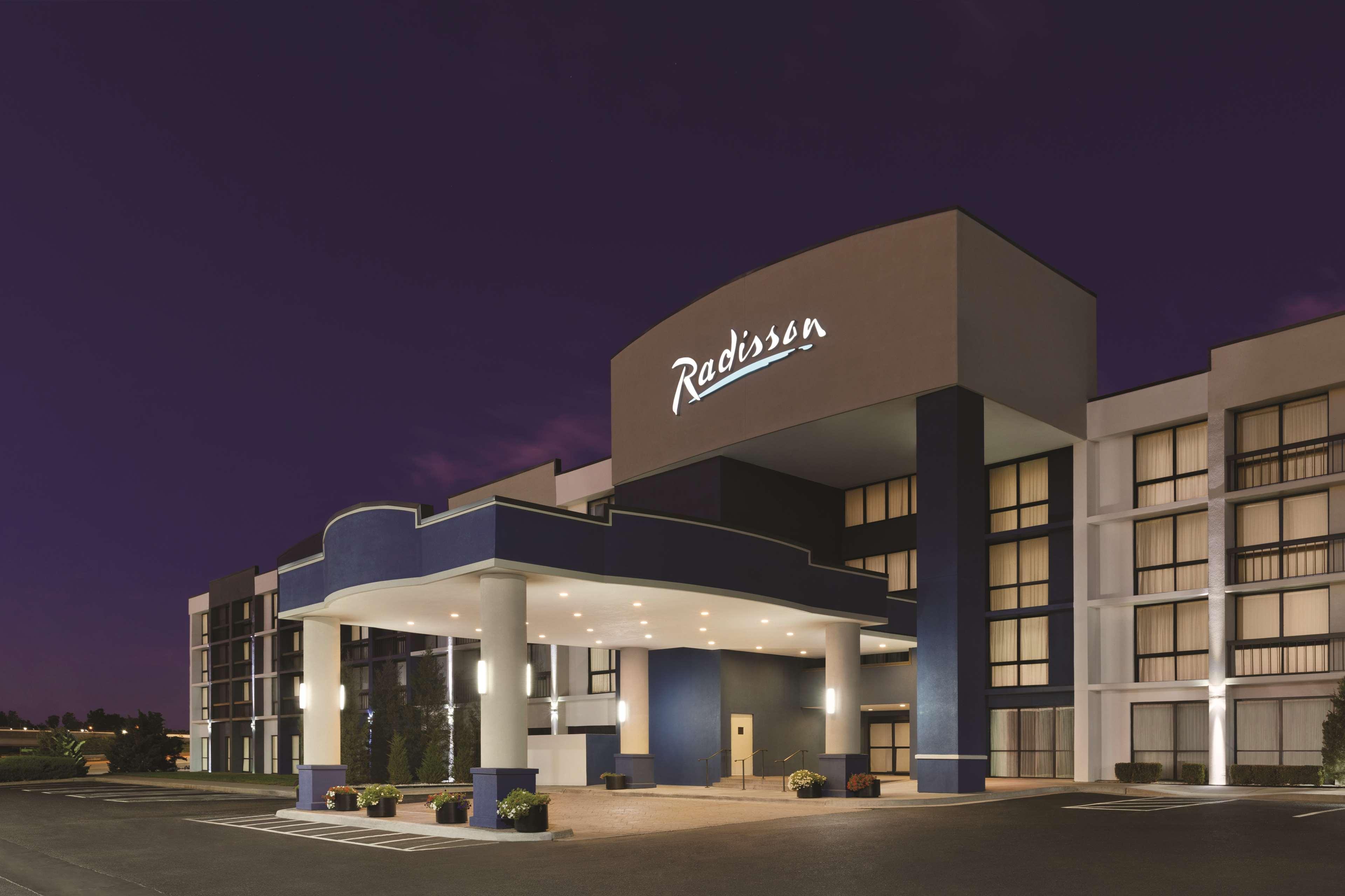 Radisson Hotel Lenexa Overland Park Exterior foto