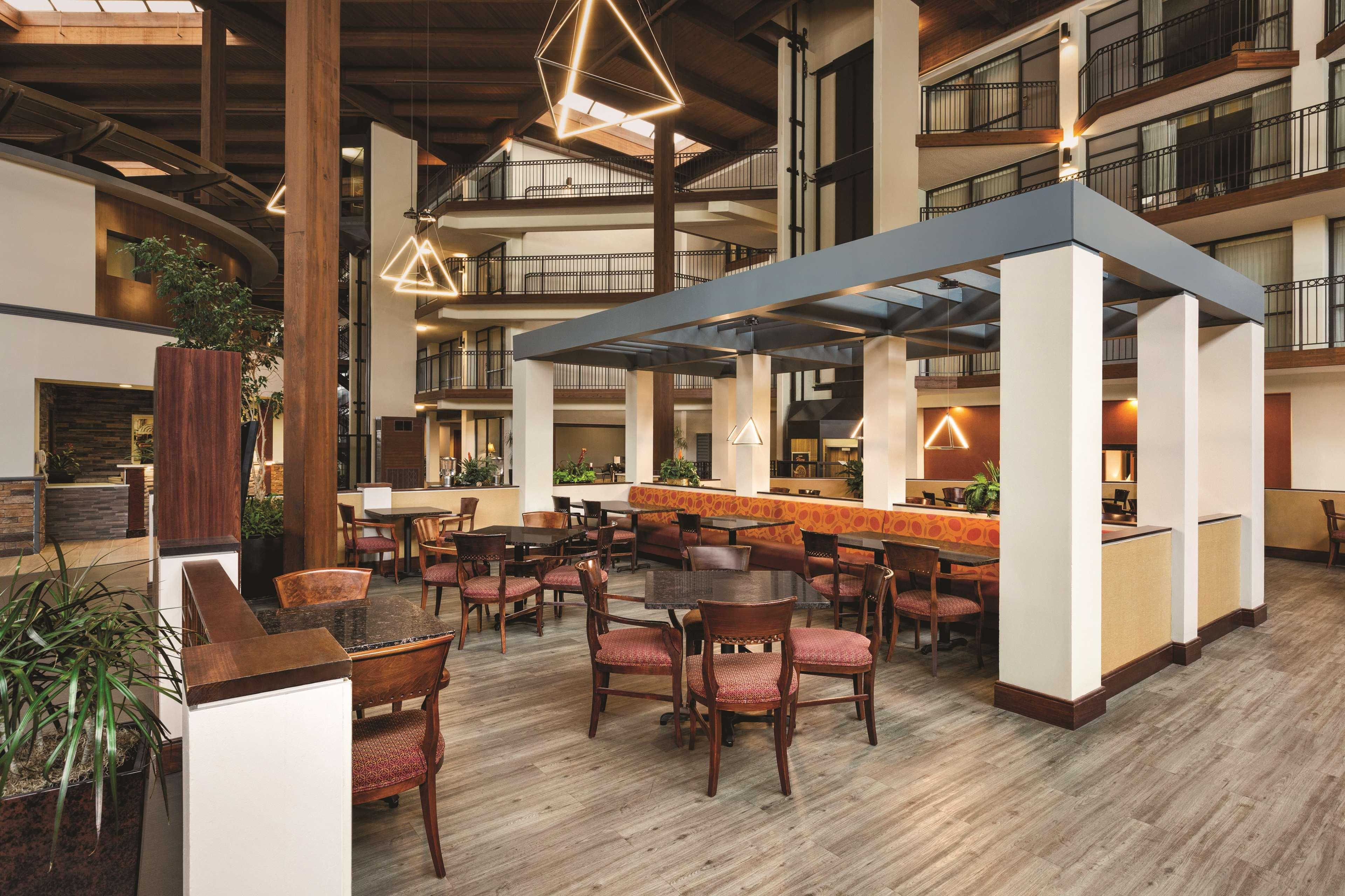 Radisson Hotel Lenexa Overland Park Exterior foto