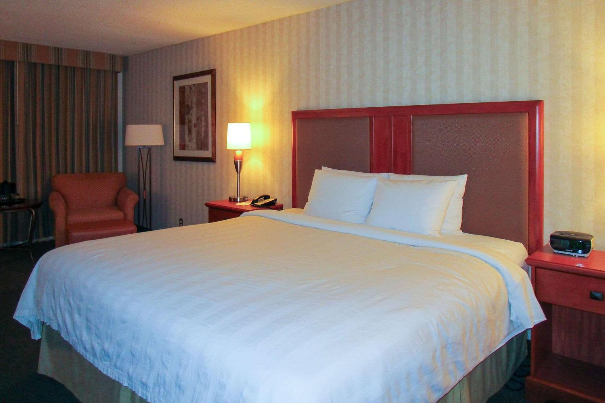 Radisson Hotel Lenexa Overland Park Exterior foto