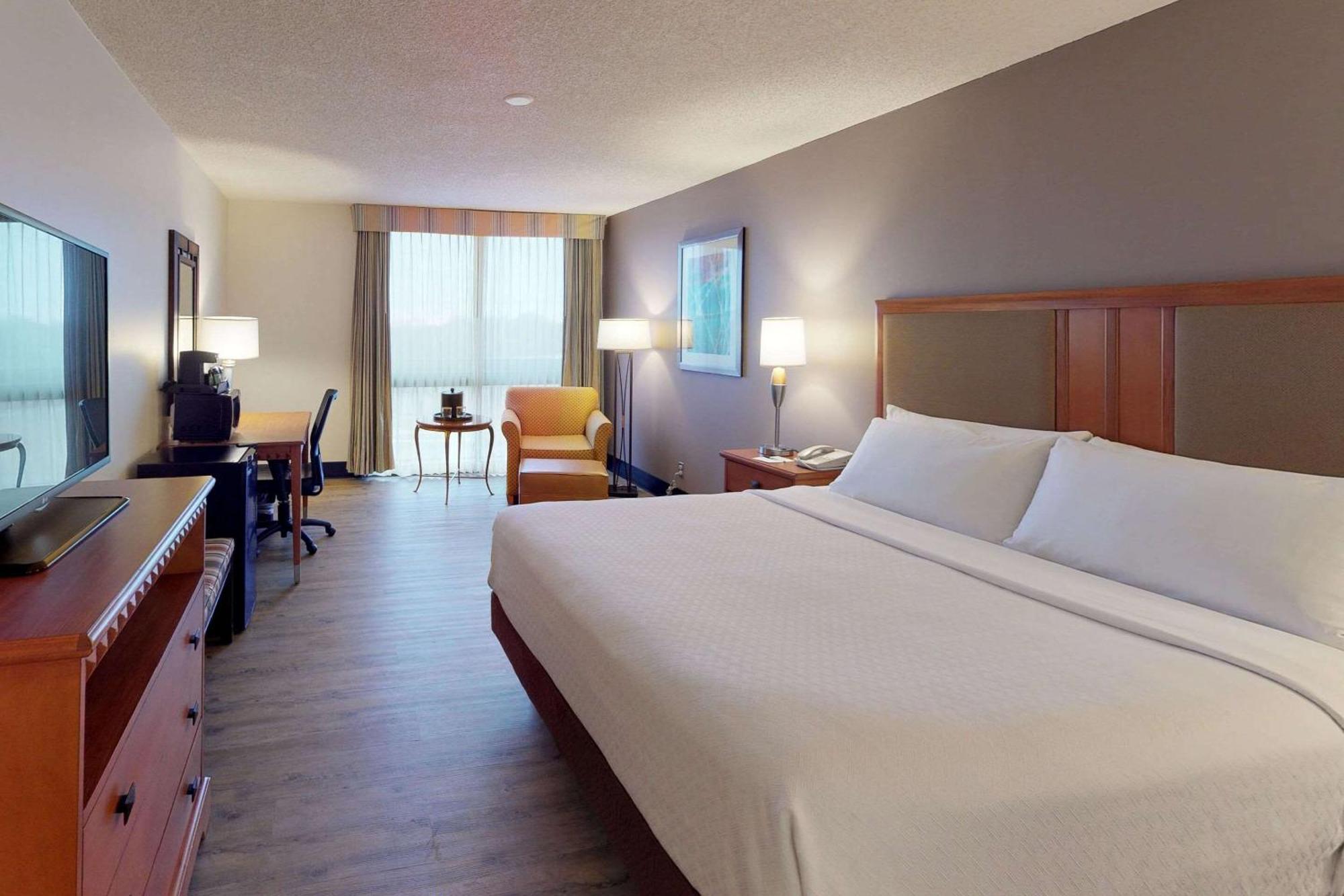 Radisson Hotel Lenexa Overland Park Exterior foto