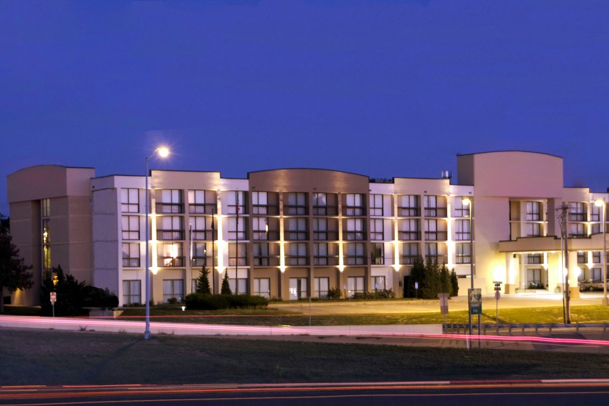 Radisson Hotel Lenexa Overland Park Exterior foto