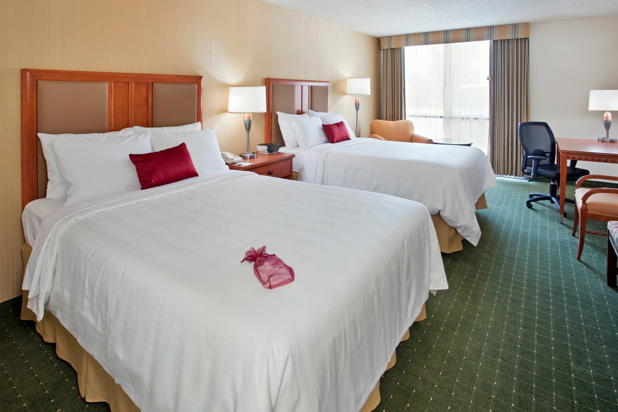Radisson Hotel Lenexa Overland Park Exterior foto